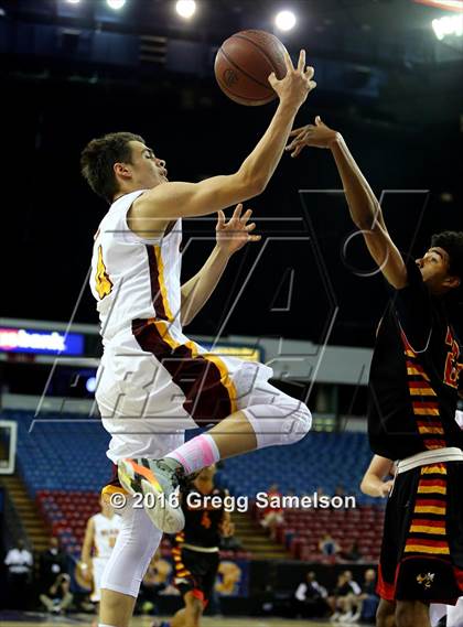 Thumbnail 1 in Menlo-Atherton vs Berkeley (CIF NorCal Regional D1 Final) photogallery.