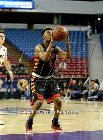 Thumbnail 3 in Menlo-Atherton vs Berkeley (CIF NorCal Regional D1 Final) photogallery.