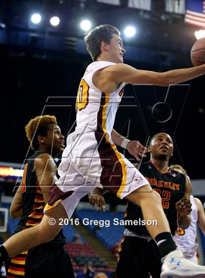 Thumbnail 1 in Menlo-Atherton vs Berkeley (CIF NorCal Regional D1 Final) photogallery.