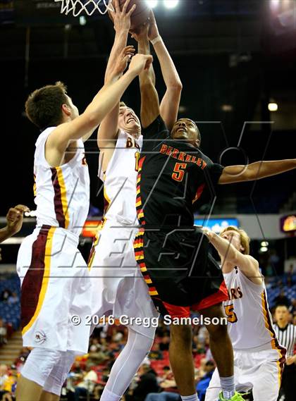 Thumbnail 3 in Menlo-Atherton vs Berkeley (CIF NorCal Regional D1 Final) photogallery.