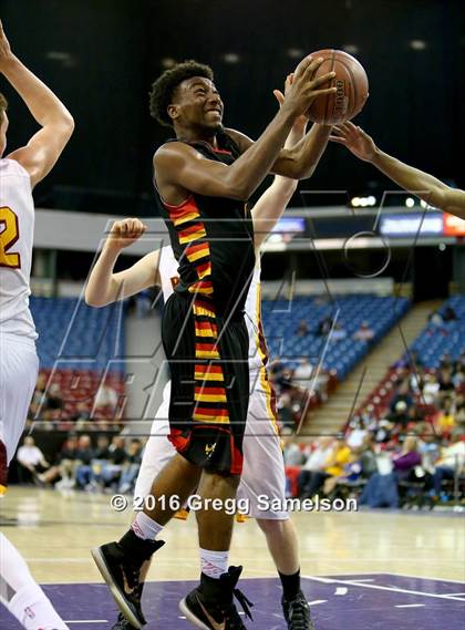 Thumbnail 2 in Menlo-Atherton vs Berkeley (CIF NorCal Regional D1 Final) photogallery.