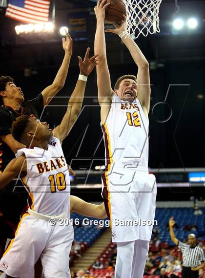 Thumbnail 1 in Menlo-Atherton vs Berkeley (CIF NorCal Regional D1 Final) photogallery.