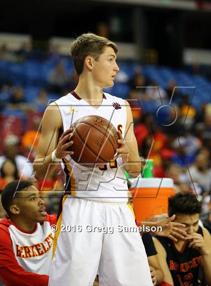 Thumbnail 2 in Menlo-Atherton vs Berkeley (CIF NorCal Regional D1 Final) photogallery.