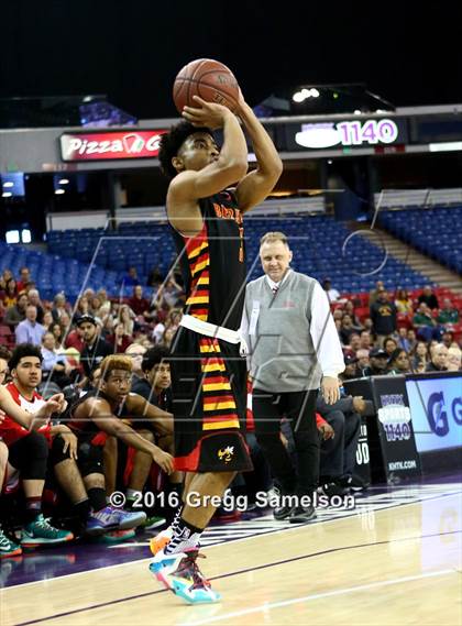 Thumbnail 3 in Menlo-Atherton vs Berkeley (CIF NorCal Regional D1 Final) photogallery.