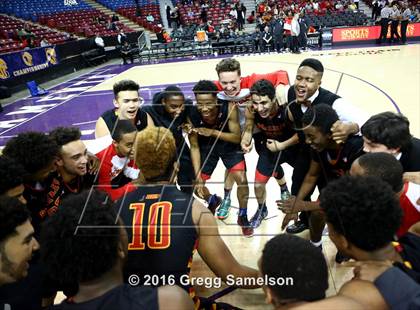 Thumbnail 3 in Menlo-Atherton vs Berkeley (CIF NorCal Regional D1 Final) photogallery.