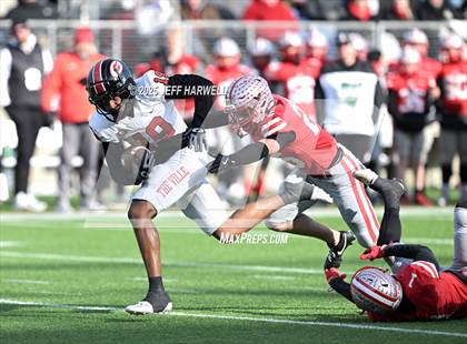 Thumbnail 1 in Shelby vs, Glenville (OHSAA Division 4 Final) photogallery.