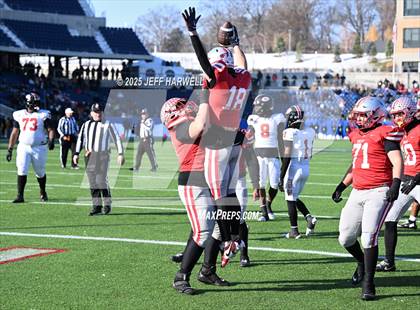 Thumbnail 2 in Shelby vs, Glenville (OHSAA Division 4 Final) photogallery.