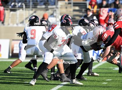 Thumbnail 1 in Shelby vs, Glenville (OHSAA Division 4 Final) photogallery.