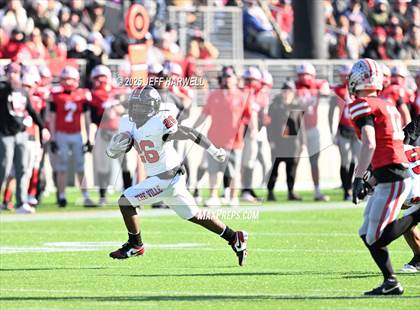 Thumbnail 3 in Shelby vs, Glenville (OHSAA Division 4 Final) photogallery.