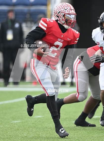 Thumbnail 2 in Shelby vs, Glenville (OHSAA Division 4 Final) photogallery.