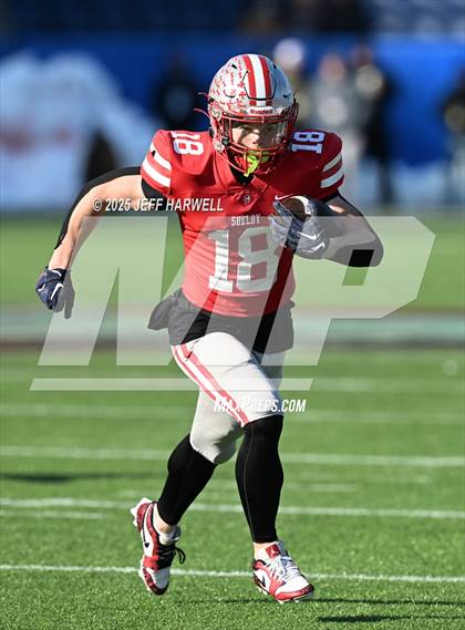 Thumbnail 2 in Shelby vs, Glenville (OHSAA Division 4 Final) photogallery.