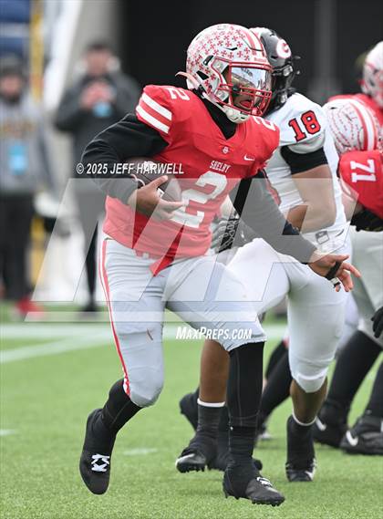 Thumbnail 3 in Shelby vs, Glenville (OHSAA Division 4 Final) photogallery.