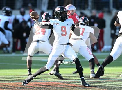 Thumbnail 2 in Shelby vs, Glenville (OHSAA Division 4 Final) photogallery.