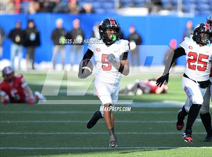 Thumbnail 1 in Shelby vs, Glenville (OHSAA Division 4 Final) photogallery.