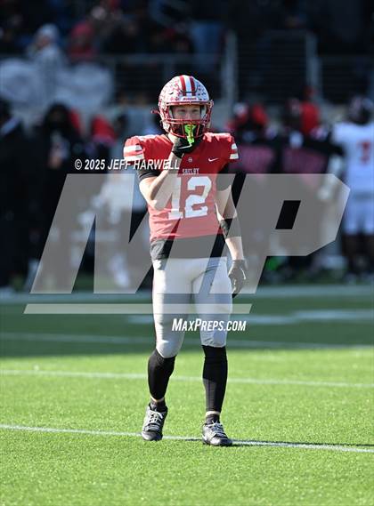 Thumbnail 1 in Shelby vs, Glenville (OHSAA Division 4 Final) photogallery.