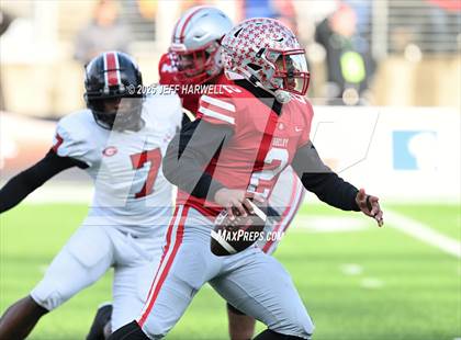Thumbnail 3 in Shelby vs, Glenville (OHSAA Division 4 Final) photogallery.