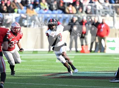 Thumbnail 2 in Shelby vs, Glenville (OHSAA Division 4 Final) photogallery.