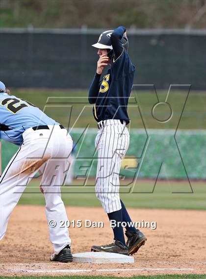 Thumbnail 2 in Gibbs vs. Seymour photogallery.