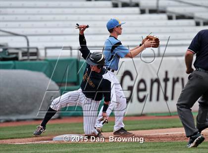 Thumbnail 2 in Gibbs vs. Seymour photogallery.