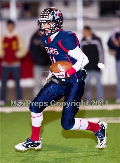 Thumbnail 1 in Wimberley vs. Sweeny (3A Region 4 Regionals) photogallery.