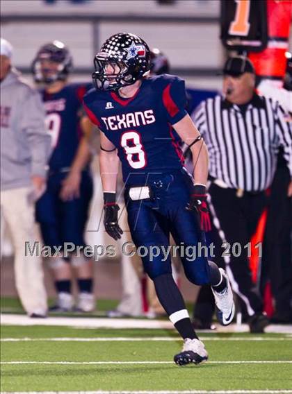 Thumbnail 1 in Wimberley vs. Sweeny (3A Region 4 Regionals) photogallery.