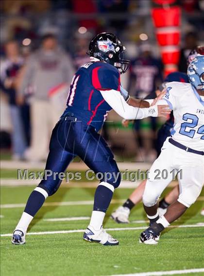Thumbnail 1 in Wimberley vs. Sweeny (3A Region 4 Regionals) photogallery.
