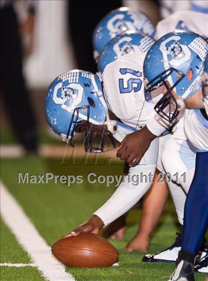 Thumbnail 1 in Wimberley vs. Sweeny (3A Region 4 Regionals) photogallery.