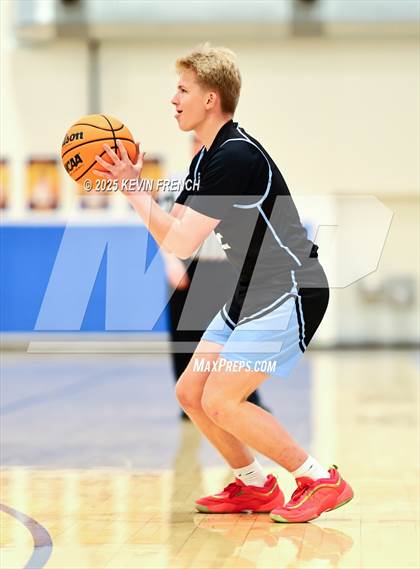 Thumbnail 3 in Phoenix College Prep vs Horizon Honors (PCDS Desert Classic) photogallery.