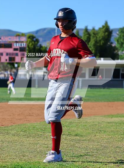 Thumbnail 1 in Oaks Christian vs Grce Brethren photogallery.
