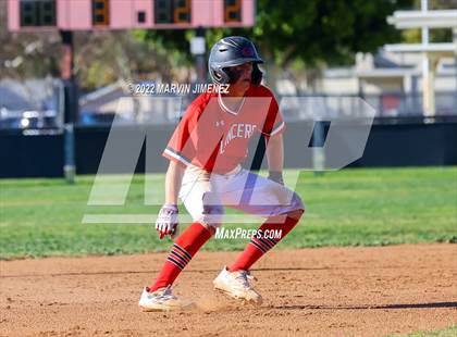 Thumbnail 1 in Oaks Christian vs Grce Brethren photogallery.