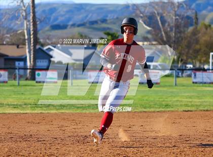Thumbnail 3 in Oaks Christian vs Grce Brethren photogallery.