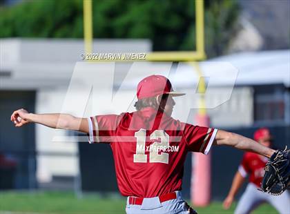Thumbnail 3 in Oaks Christian vs Grce Brethren photogallery.