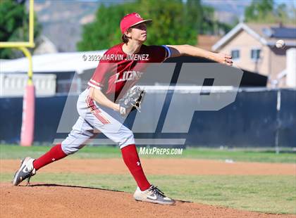 Thumbnail 3 in Oaks Christian vs Grce Brethren photogallery.
