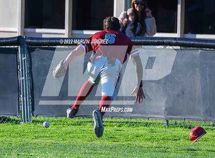 Thumbnail 3 in Oaks Christian vs Grce Brethren photogallery.