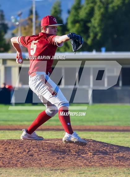 Thumbnail 1 in Oaks Christian vs Grce Brethren photogallery.