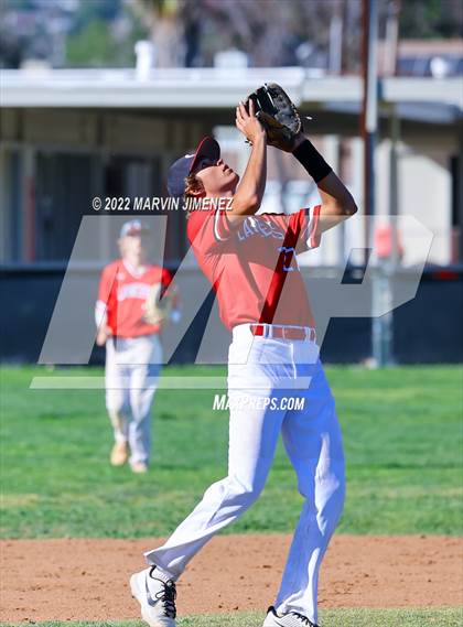 Thumbnail 2 in Oaks Christian vs Grce Brethren photogallery.