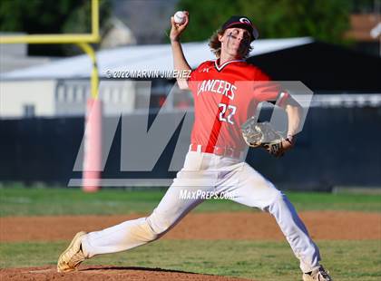 Thumbnail 3 in Oaks Christian vs Grce Brethren photogallery.