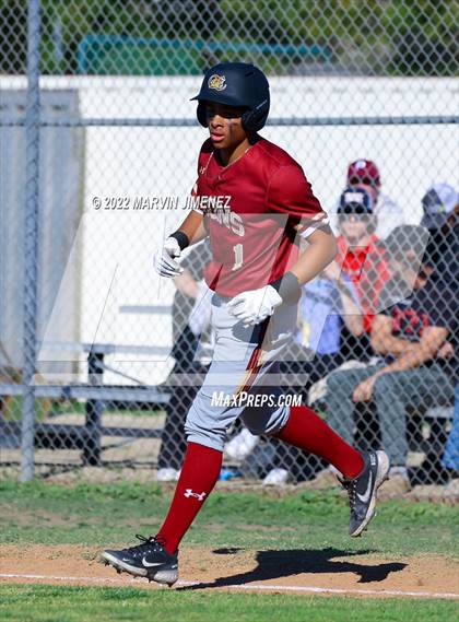 Thumbnail 3 in Oaks Christian vs Grce Brethren photogallery.