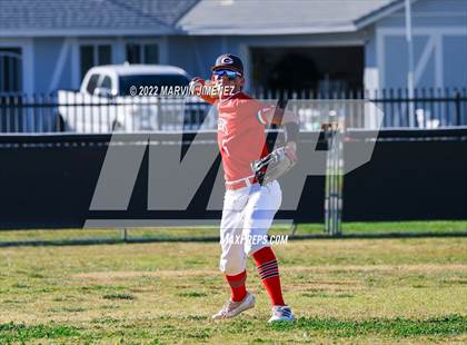 Thumbnail 1 in Oaks Christian vs Grce Brethren photogallery.