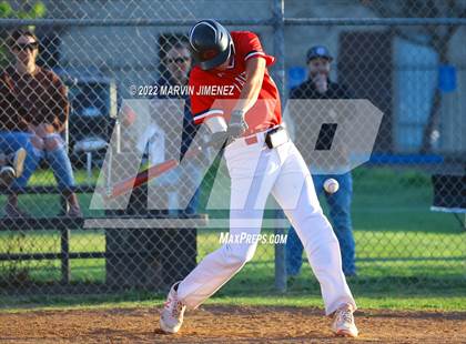 Thumbnail 3 in Oaks Christian vs Grce Brethren photogallery.