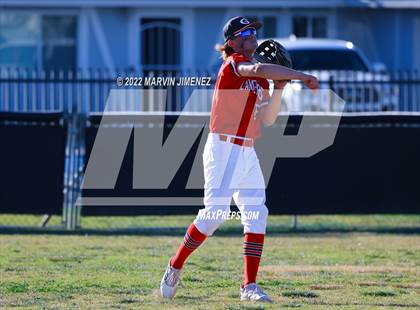 Thumbnail 2 in Oaks Christian vs Grce Brethren photogallery.