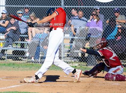 Thumbnail 3 in Oaks Christian vs Grce Brethren photogallery.