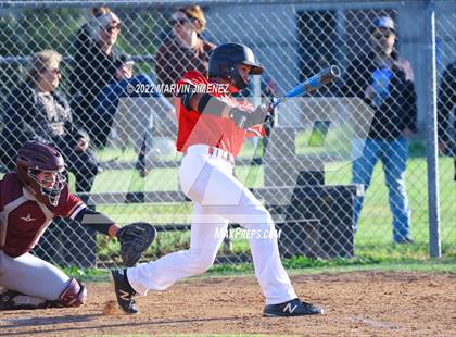 Thumbnail 2 in Oaks Christian vs Grce Brethren photogallery.