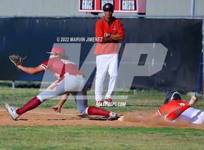 Thumbnail 2 in Oaks Christian vs Grce Brethren photogallery.