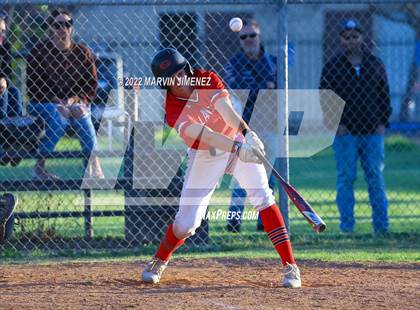Thumbnail 2 in Oaks Christian vs Grce Brethren photogallery.