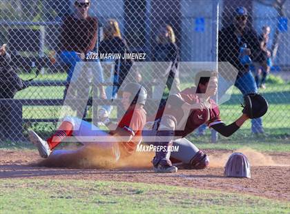 Thumbnail 2 in Oaks Christian vs Grce Brethren photogallery.
