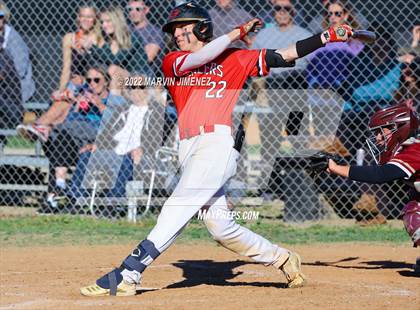 Thumbnail 2 in Oaks Christian vs Grce Brethren photogallery.