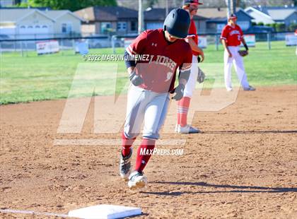 Thumbnail 2 in Oaks Christian vs Grce Brethren photogallery.