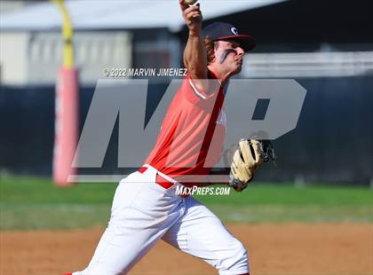 Thumbnail 3 in Oaks Christian vs Grce Brethren photogallery.