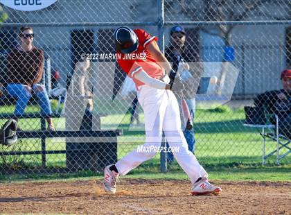 Thumbnail 1 in Oaks Christian vs Grce Brethren photogallery.